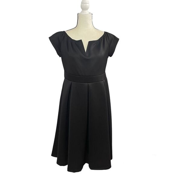 Lalagen Dresses & Skirts - Lalagen Black Cocktail Dress Size Large